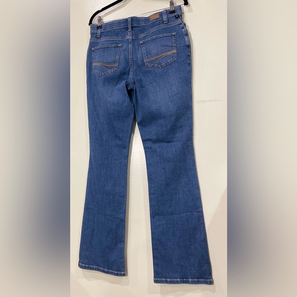 Lee Platinum Label Barely Bootcut Size 6 - Picture 3 of 5